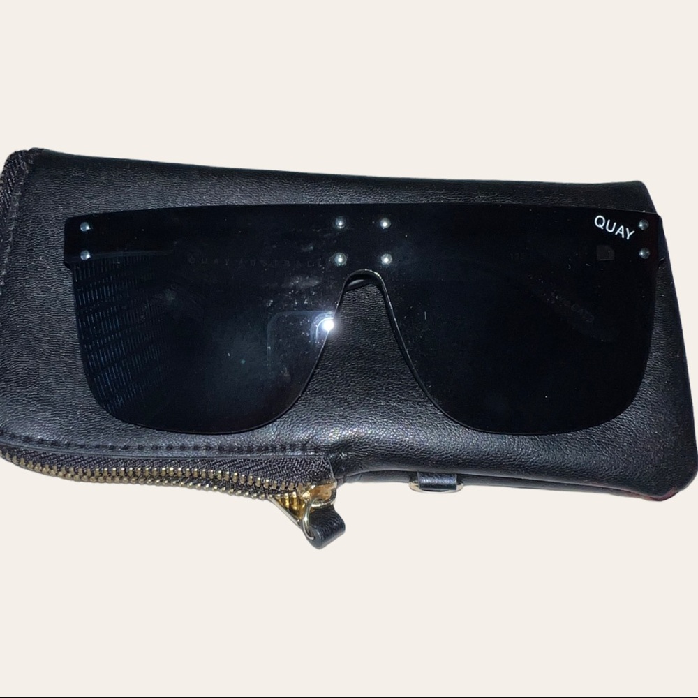 Quay Kylie Jenner Hindsight